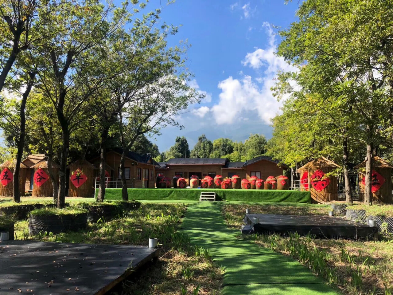 大理戶外拓展訓(xùn)練基地