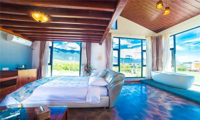 隱于山水間，住在詩(shī)畫(huà)里——大理墨海客棧