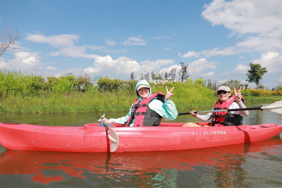 2021年百濟(jì)神州技術(shù)會議暨企業(yè)洱海騎行暨水花基地皮劃艇拓展團(tuán)建活動(dòng)在大理舉辦