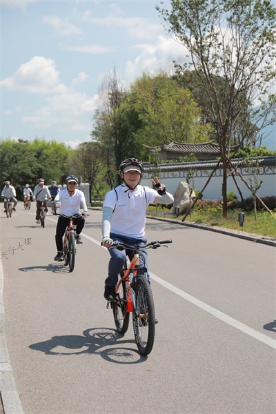 2021年百濟(jì)神州技術(shù)會議暨企業(yè)洱海騎行暨水花基地皮劃艇拓展團(tuán)建活動(dòng)在大理舉辦