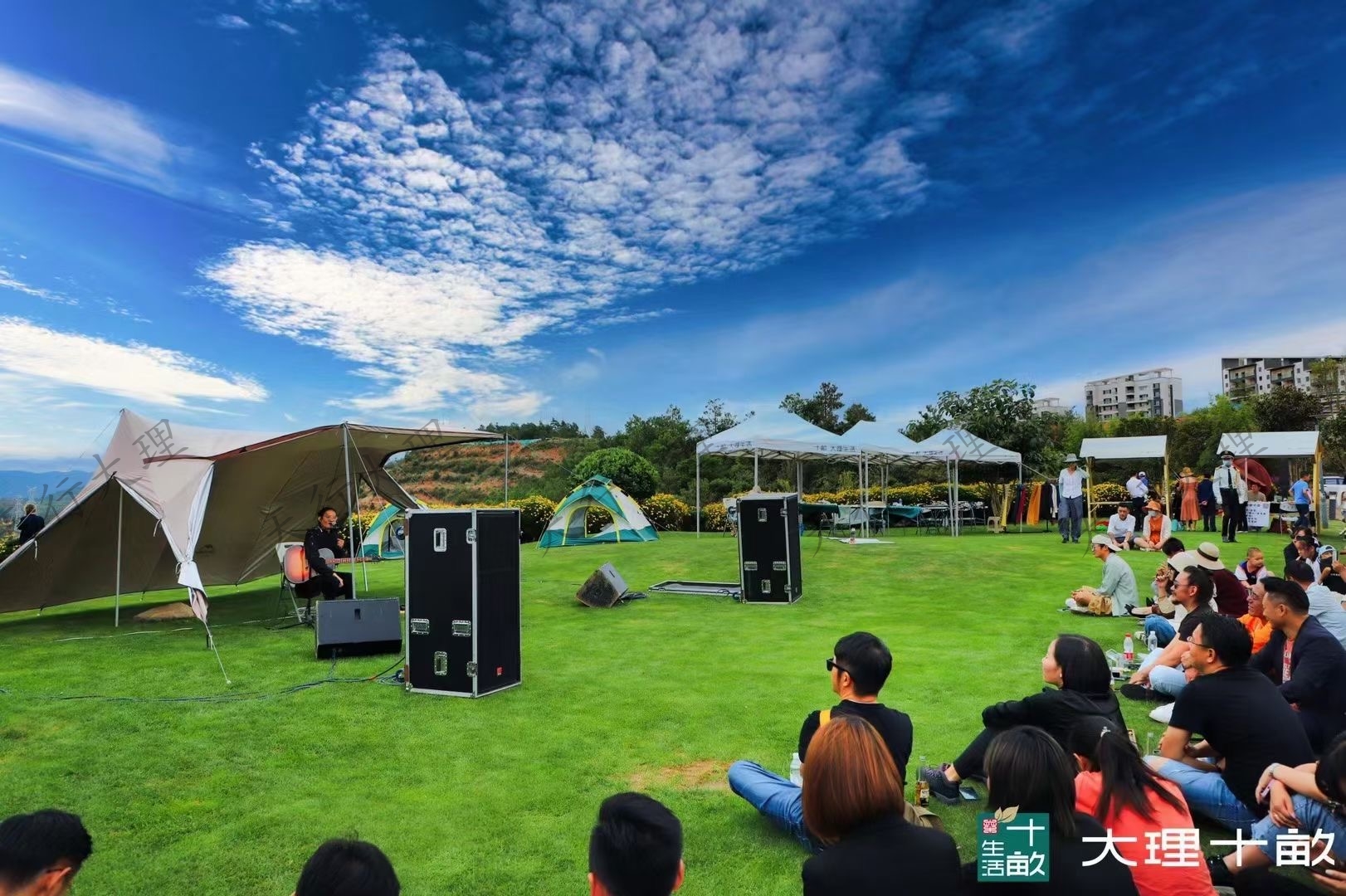 天行大理企業(yè)戶外拓展團(tuán)建露營篝火晚會(huì)策劃基地之大理十畝拓展基地