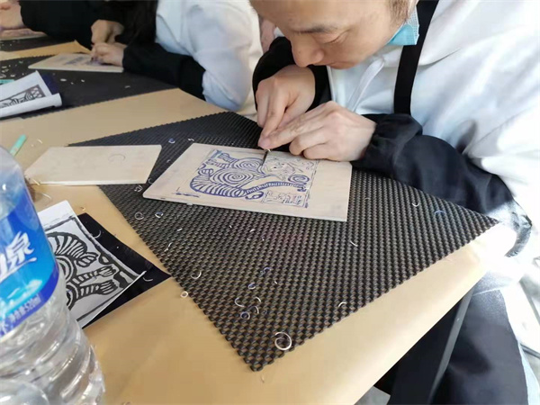 大理特色團建活動推薦：來薄技在體驗甲馬拓印，感受大理非物質文化遺產(chǎn)的魅力吧